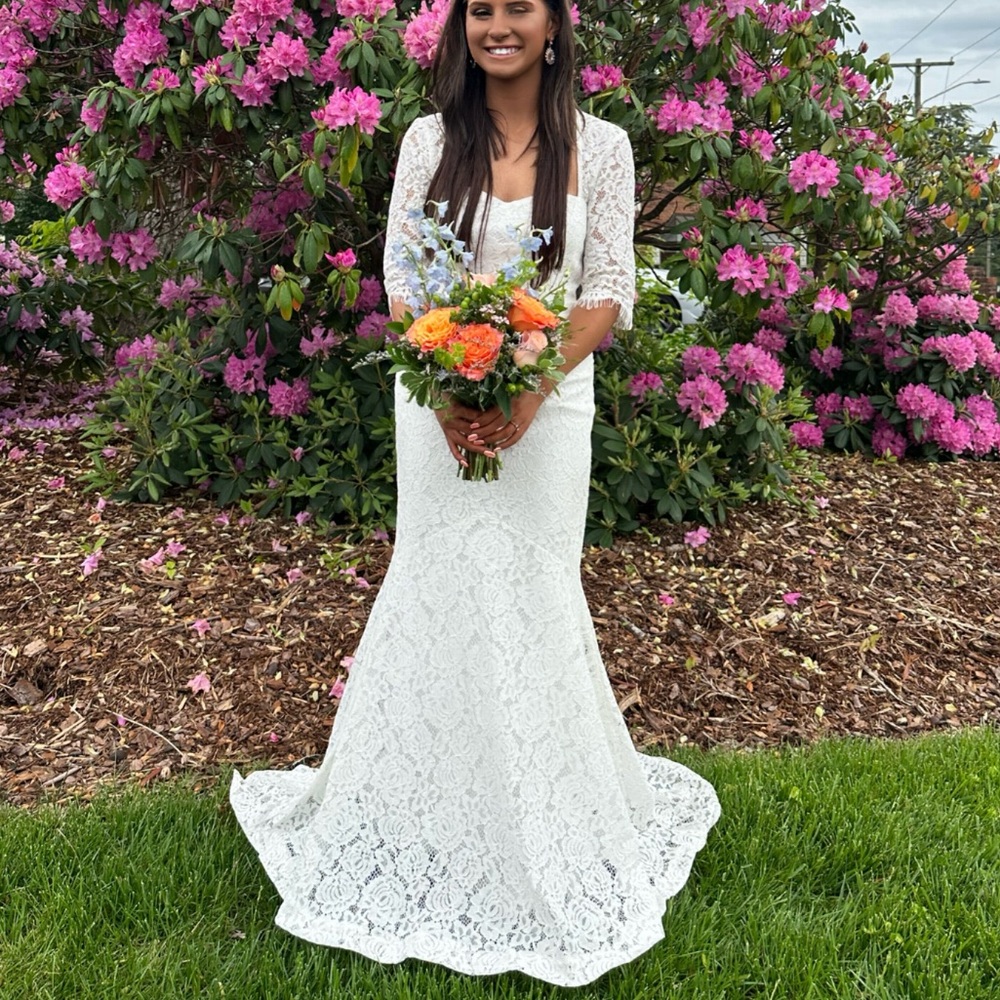 LULUS white lace dress